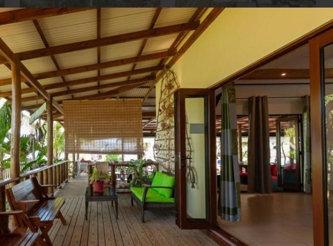 Hyde-Tide Guesthouse La Digue Exteriör bild